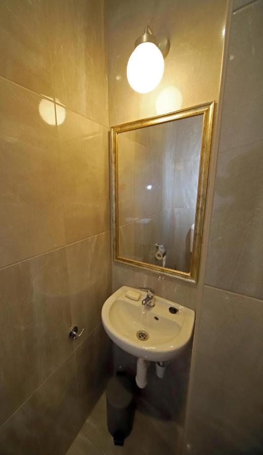 Denis Apartman Apartment Eger Exterior photo